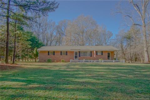 8815 Plaza Park Drive sold home in Plaza Park, Charlotte, NC
