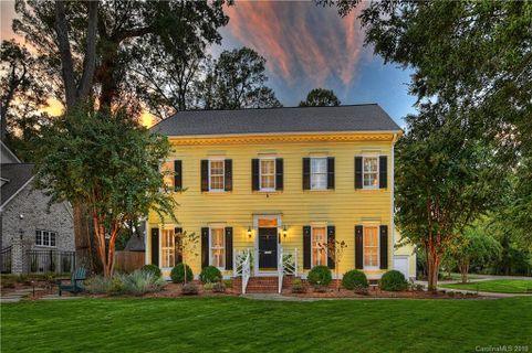 2300 Vernon Drive