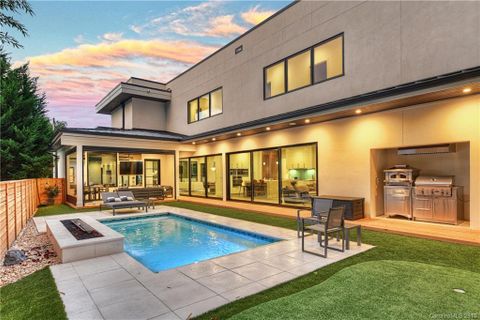 Previously sold for $2,850,000