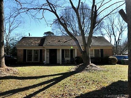 3219 Cedarhurst Drive