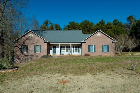 6494 Keeneland Trail sold home in Heatherbrook, Vale, NC