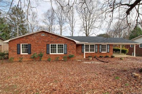 615 Greenway Drive