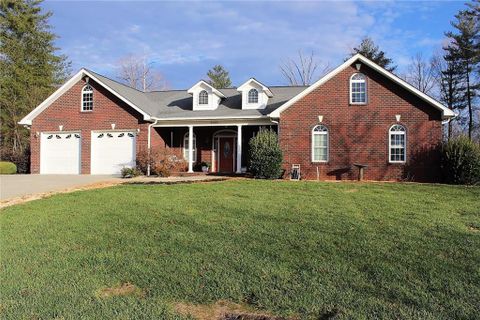 2026 Tall Oak Drive