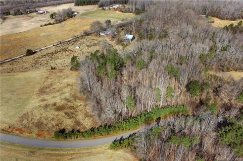 1125 Graham Woods Drive sold home in Graham Woods, Mt Ulla, NC
