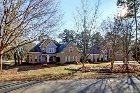 8076 St Andrews Lane