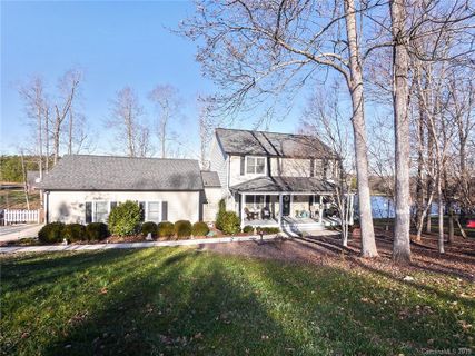 6024 Israel Drive sold home in Heinrich Russena Estates, Concord, NC