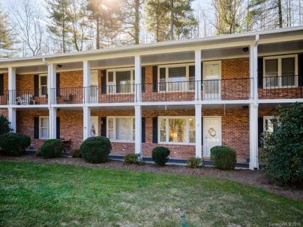 102 Boyd Drive 1A sold home in Flat Rock Manor, Flat Rock, NC