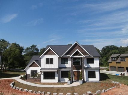 104 Hollabrook Parkway sold home in Hollabrook Farms, Mills River, NC
