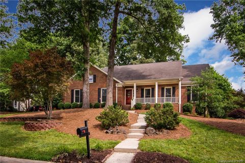 5600 Roundhouse Lane