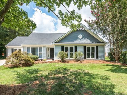 165 Edgewater Drive