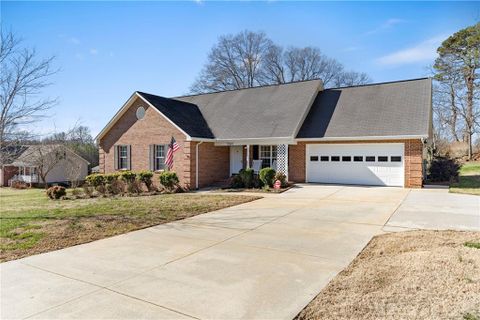 2065 Picnic Drive