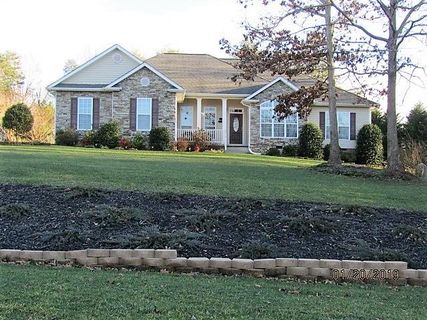 3244 Mountain Creek Drive