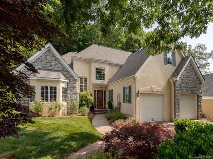 17 Tiverton Lane