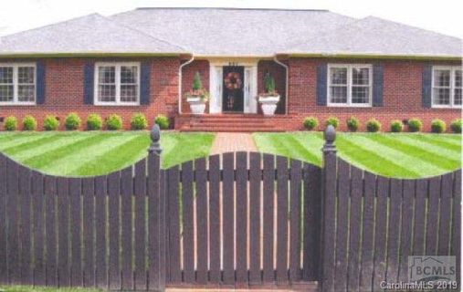 501 Willowbrook Drive