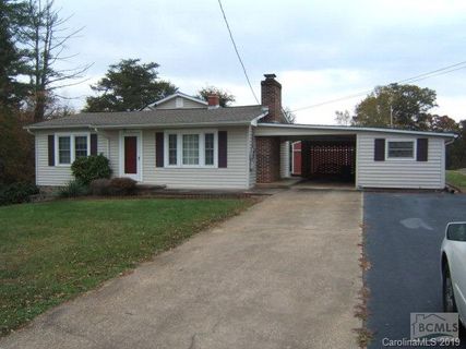 4926 Lakeview Acres Road