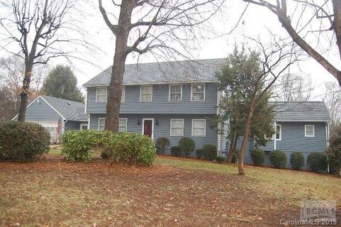 204 Castlegate Drive