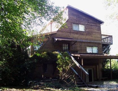 3381 River Road