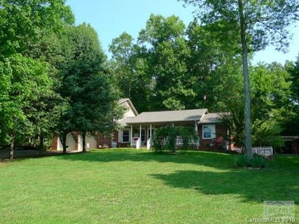 1386 Landis Lane