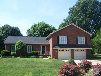 217 Inglewood Drive