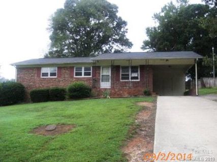 1195 Oak Forest Drive