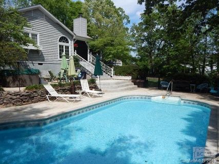 561 32nd Ave Dr Nw sold home in Belle Terra, Hickory, NC