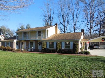 106 Wedgewood Court sold home in River Park, Morganton, NC