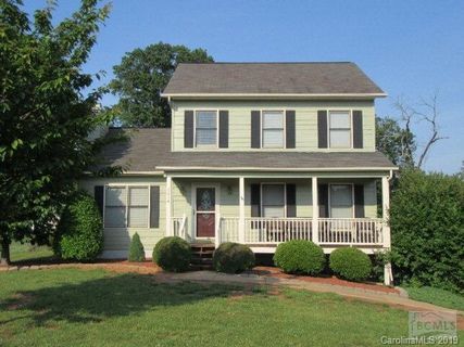 1214 Wisteria Dr