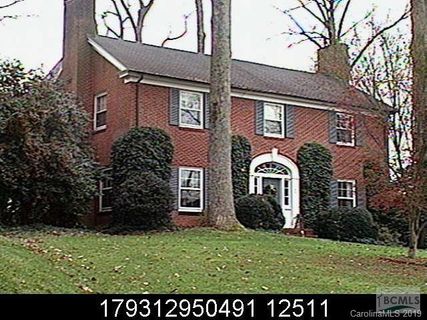 105 Montrose Street