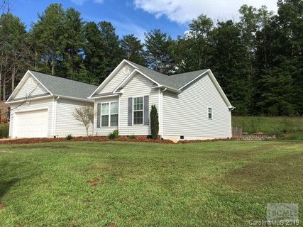 242 Forest Glen Way sold home in River Glen, Morganton, NC