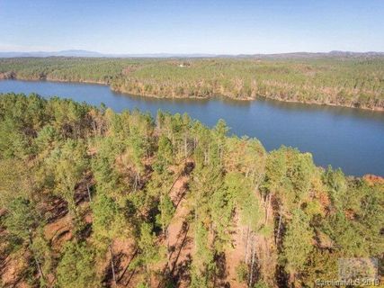 6355 Mcgalliard Pointe Dr Ne sold home in McGalliard Pointe, Valdese, NC