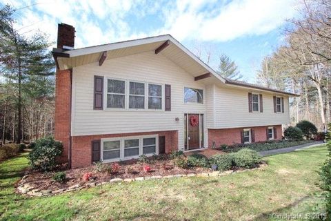207 Horse Shoe Lane