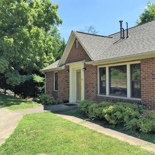 711 West Union Street