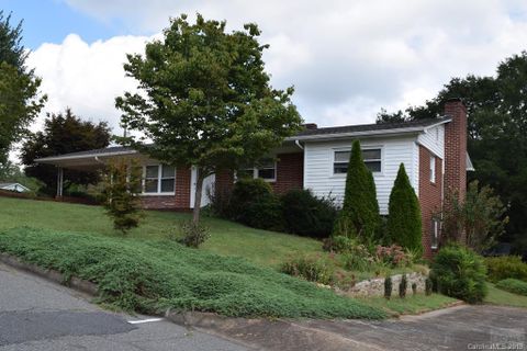 201 Woodward Avenue