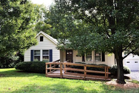 111 Wilson Dr