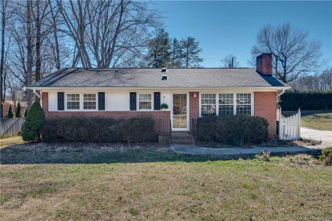 725 Brookwood Drive
