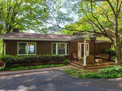 138 Laurel Road
