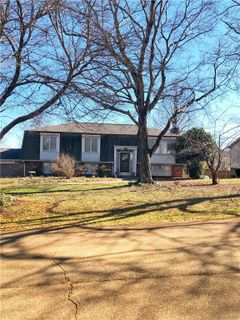 4935 Kennedy Street sold home in Olde Well South, Hickory, NC