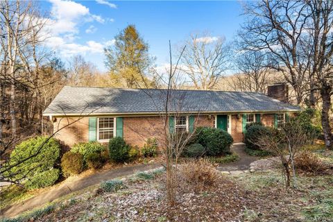 4 Tanbark Trail