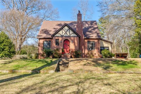 918 Main Street sold home in Downtown, Belmont, NC