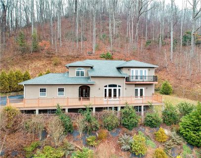 515 Red Fox Court