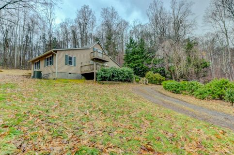 445 Apple Tree Court 38