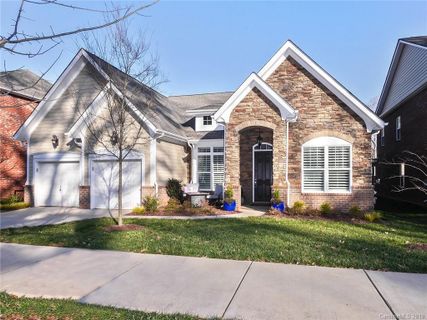 109 Hillandale Drive sold home in Sardis Crest, Charlotte, NC