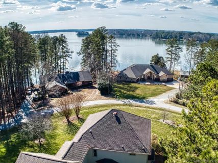 151 Yellow Jacket Circle 6 sold home in Craftsman Point, Mooresville, NC