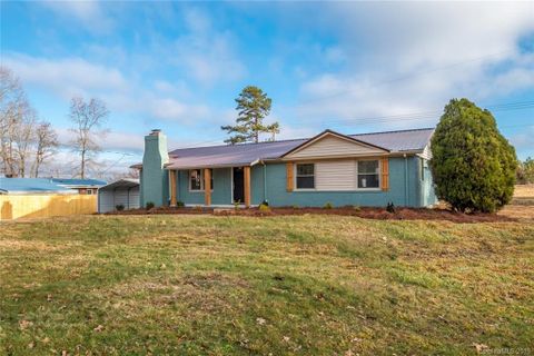 2612 Crane Drive