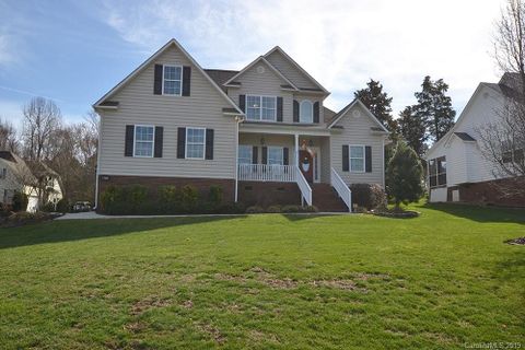 1506 Highcrest Way