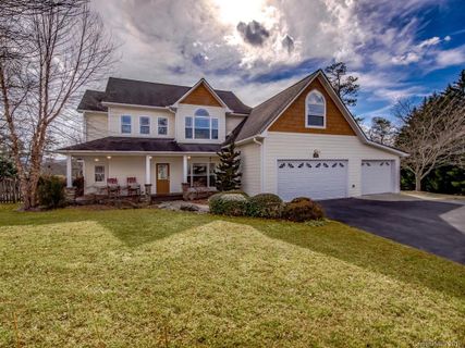 22 Whitetail Drive sold home in Hunters Ridge, Weaverville, NC