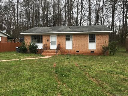 2406 Longleaf Drive