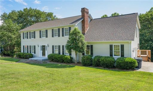 3110 3rd Street Drive sold home in Northmoor, Hickory, NC