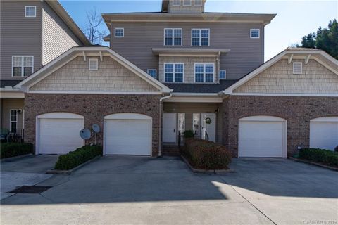 18825 Cloverstone Circle sold home in Edinburgh, Cornelius, NC