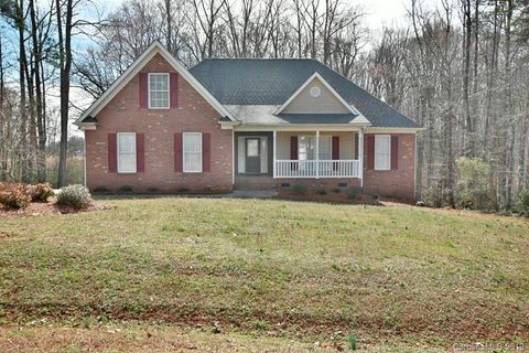308 Tradewinds Lane sold home in Hawkins Ridge, York, SC